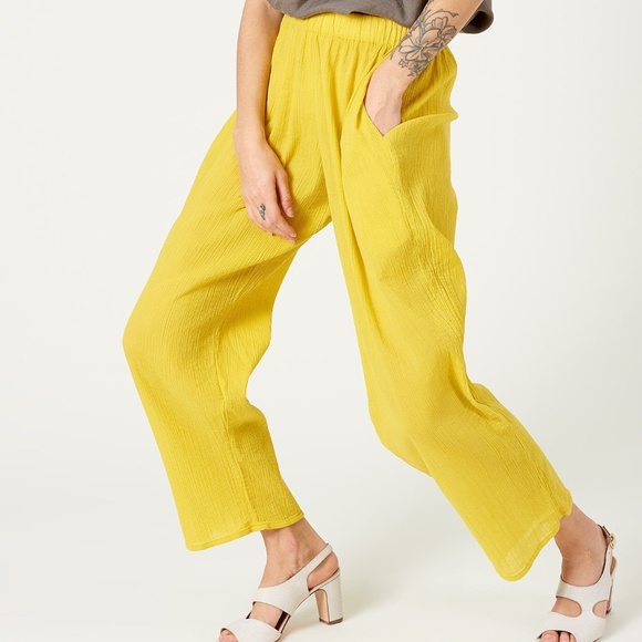 Black Crane Pants - NWT Black Crane Easy Pant XS in Yellow